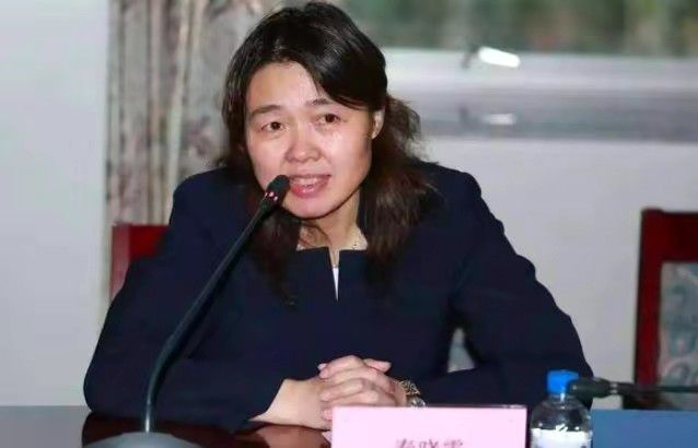 教导员的秘事